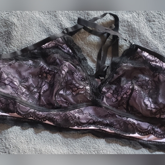 Torrid NWT Black and Lavender Lace Lingerie Bra - Picture 2 of 6